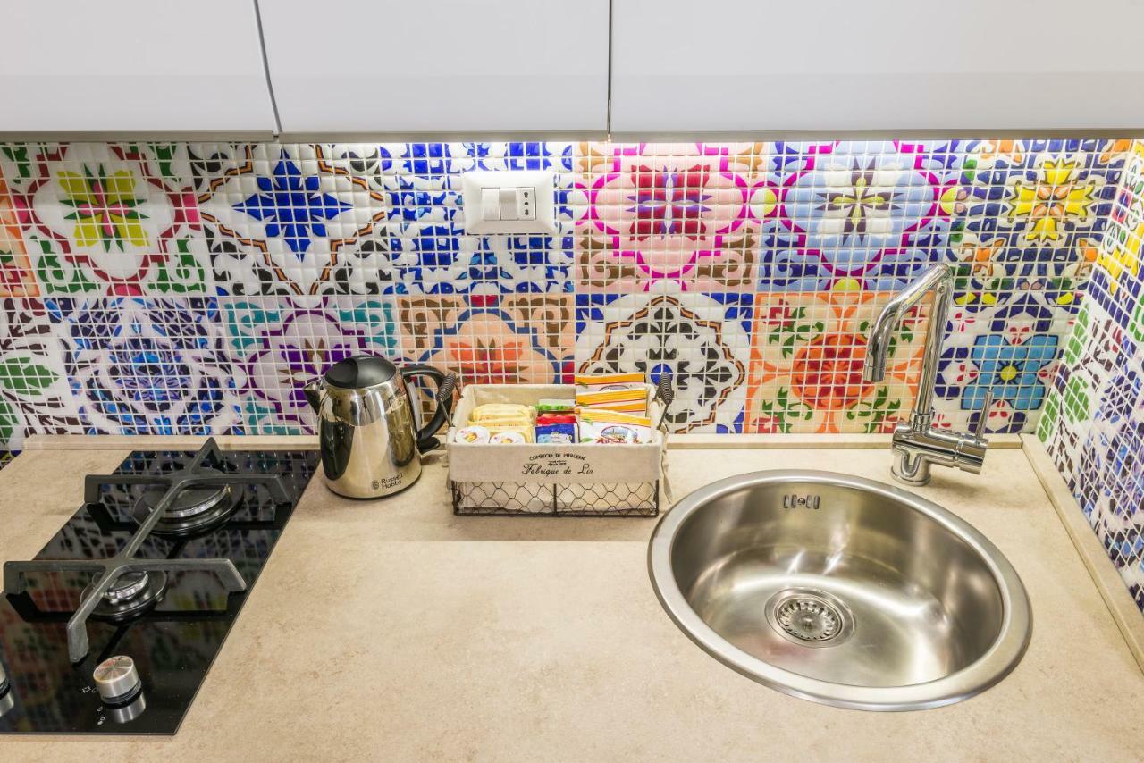 San Nicola Old Town Apartment CasatuaБари Экстерьер фото
